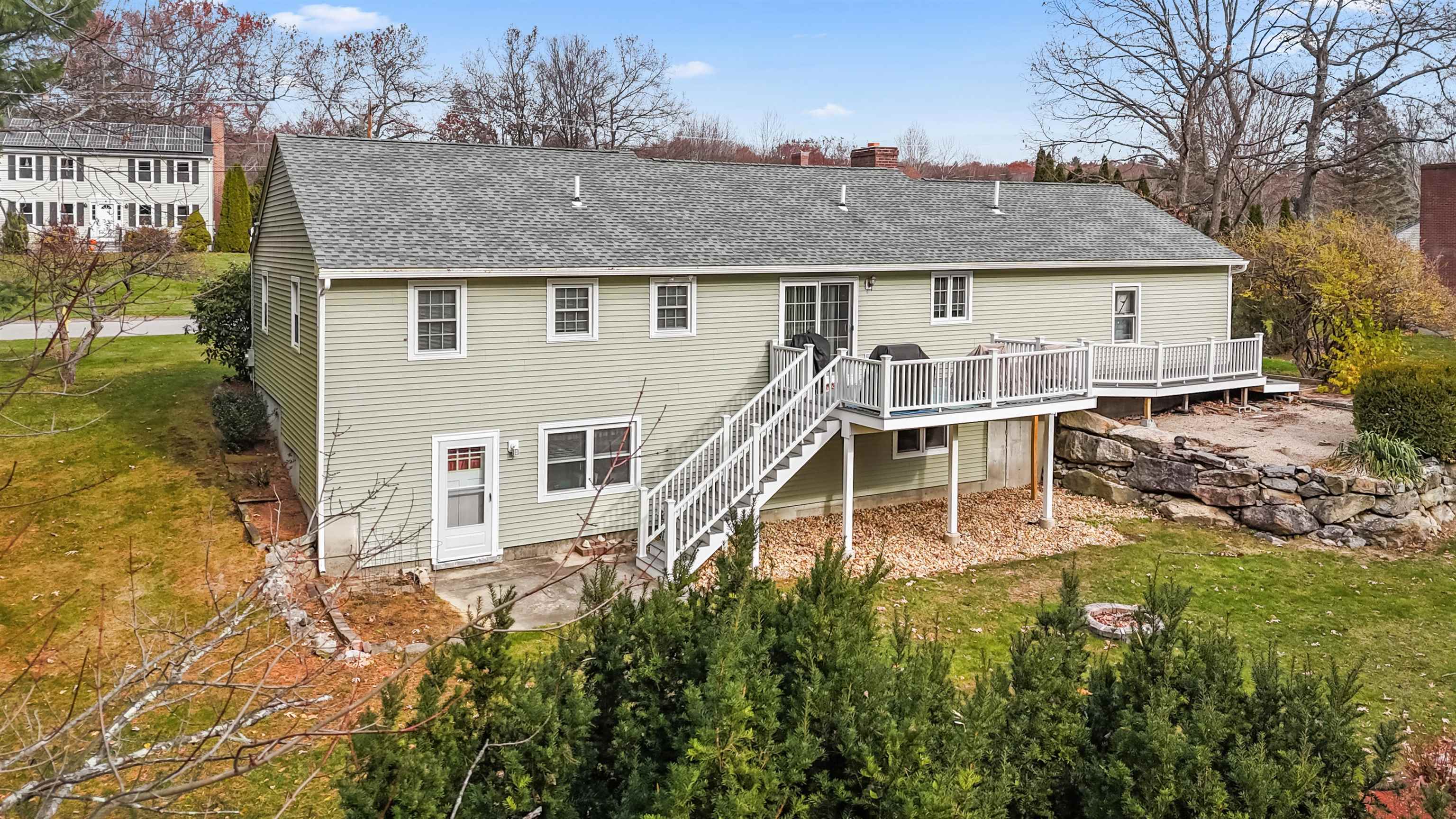 29 Golden Gate Drive Hooksett, NH 03106 - Photo 33 of 36