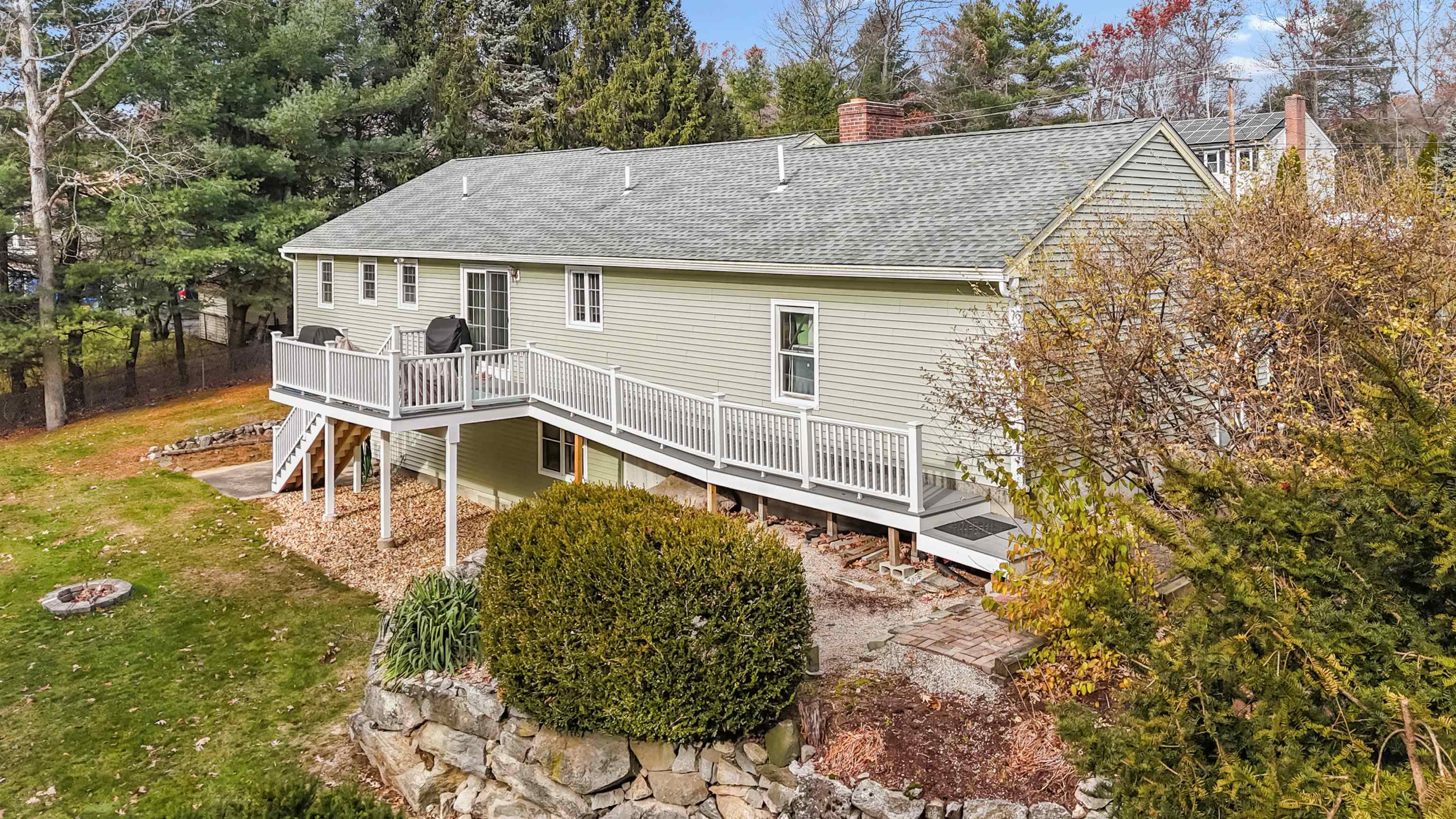 29 Golden Gate Drive Hooksett, NH 03106 - Photo 34 of 36