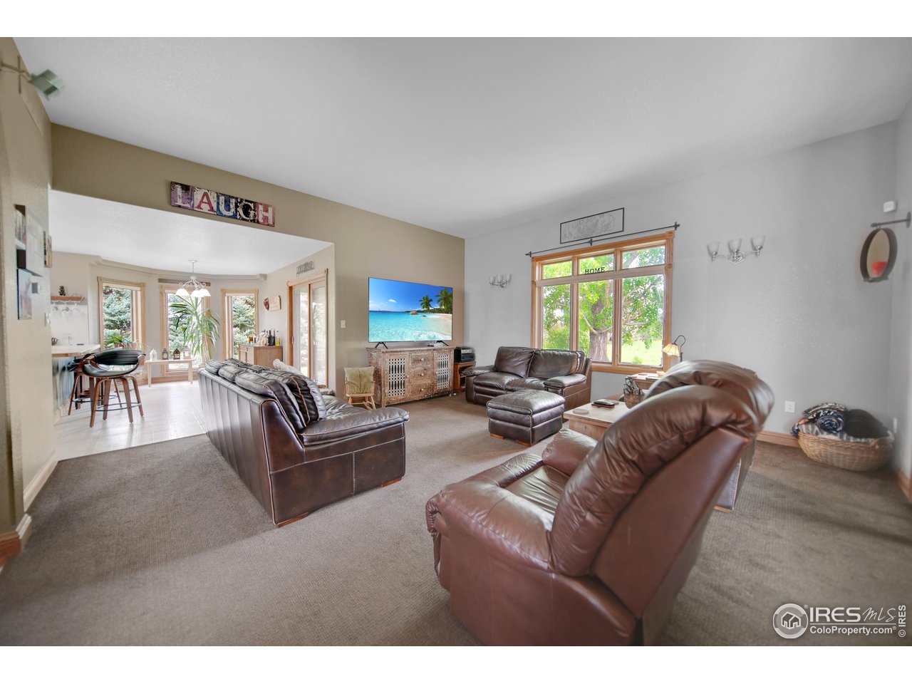 17577 County Rd Q.8 Fort Morgan, CO 80701 - Photo 3 of 27 Living room