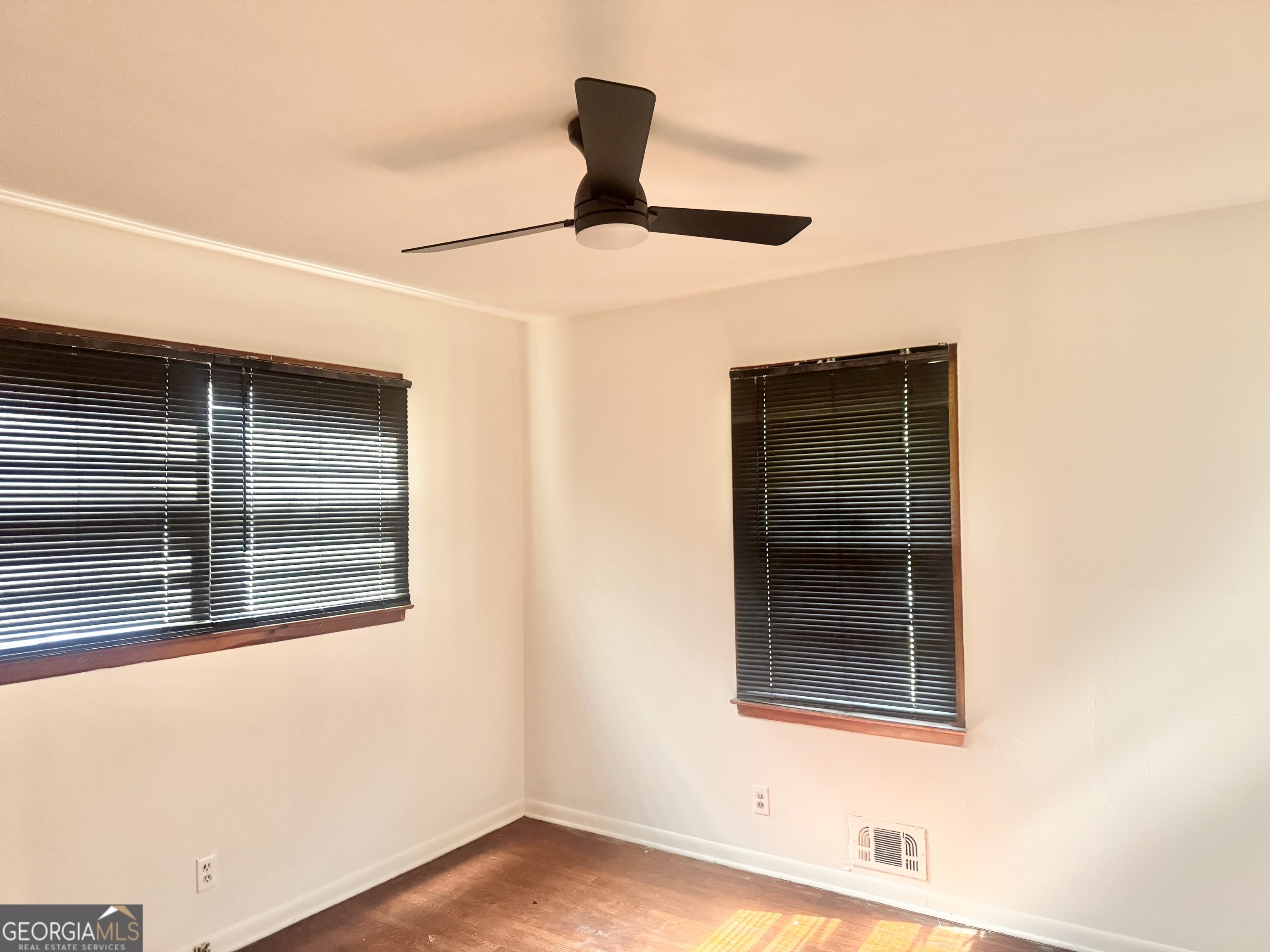 1569 Rock Cut Road Conley, GA 30288 - Photo 5 of 11