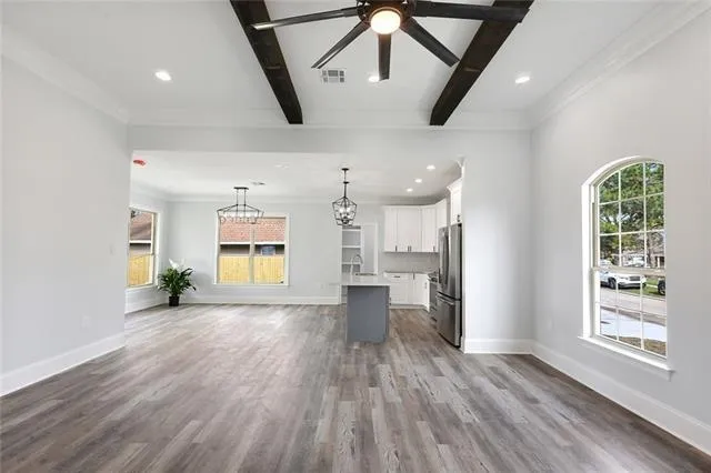 $275,000 | 64 West Chalmette Circle, Chalmette, LA 70043