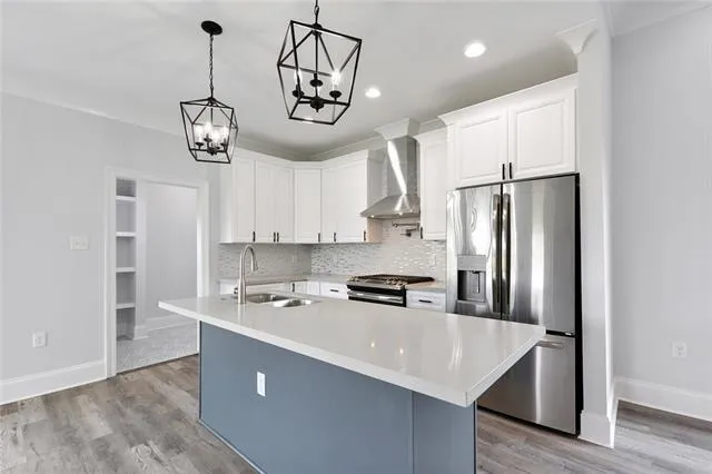 $275,000 | 64 West Chalmette Circle, Chalmette, LA 70043