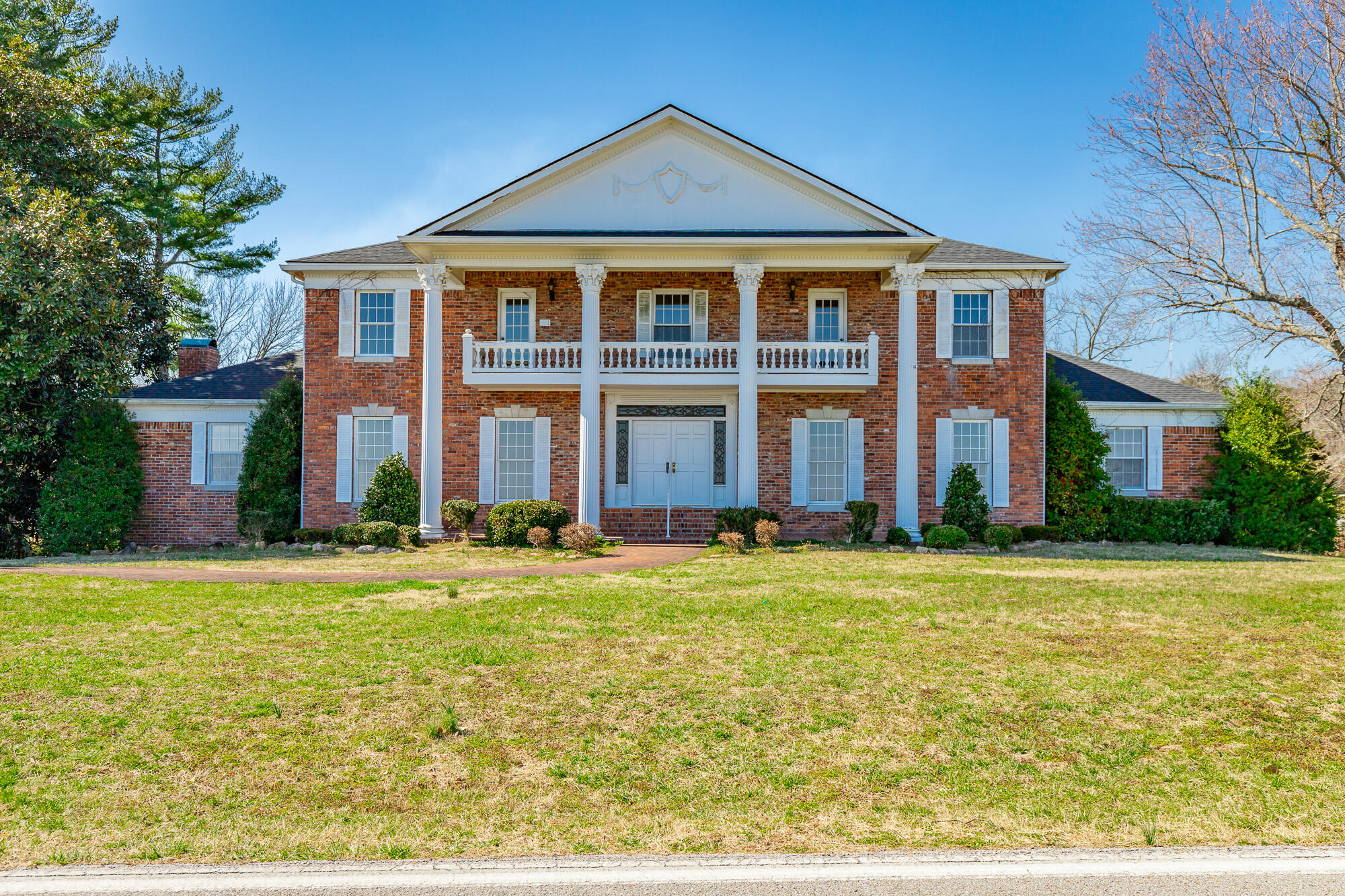 2500 East Brow Road Signal Mountain, TN 37377 - Photo 116 of 176 2500 East Brow Road HD-130