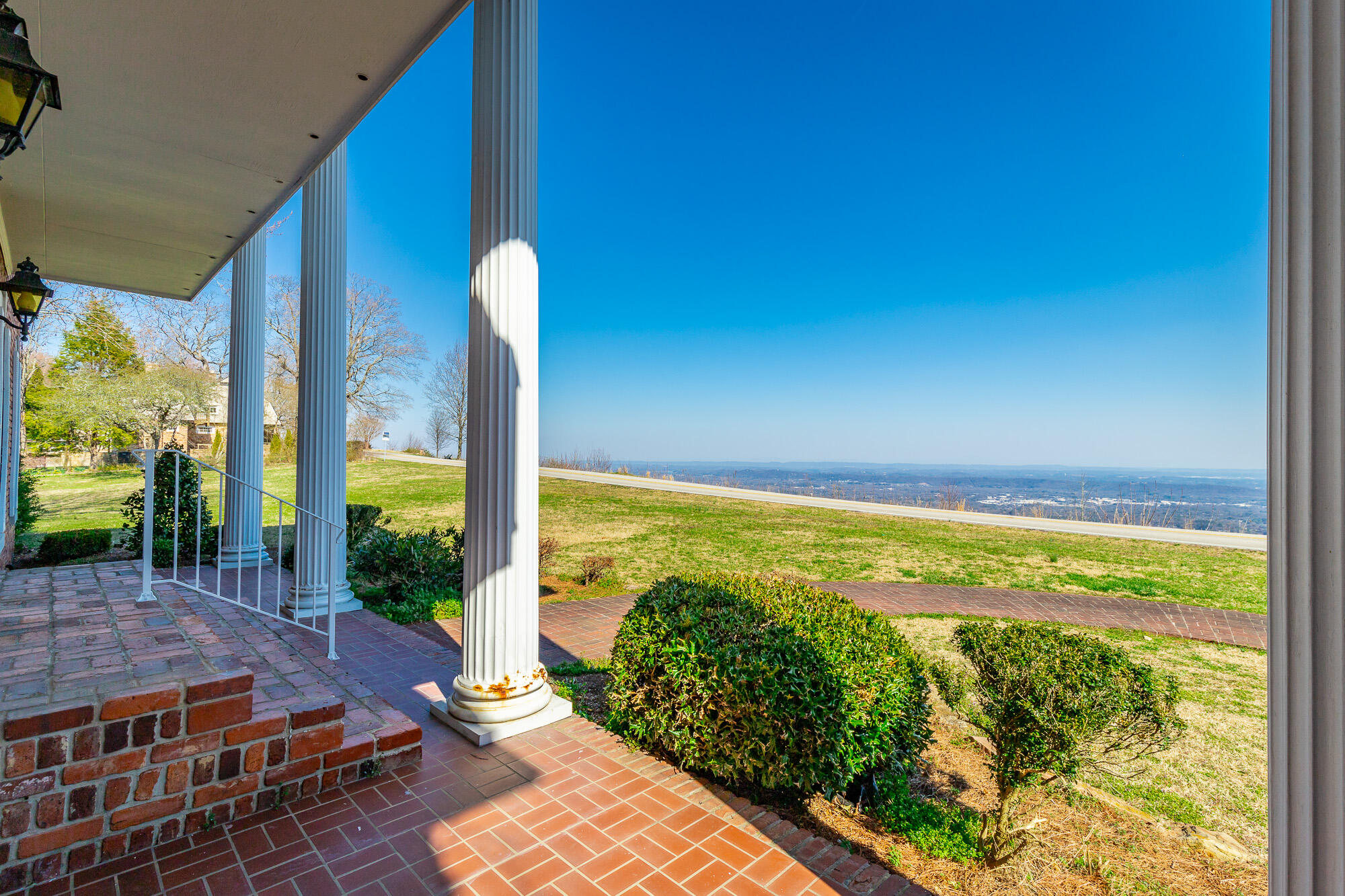 2500 East Brow Road Signal Mountain, TN 37377 - Photo 121 of 176 2500 East Brow Road HD-140