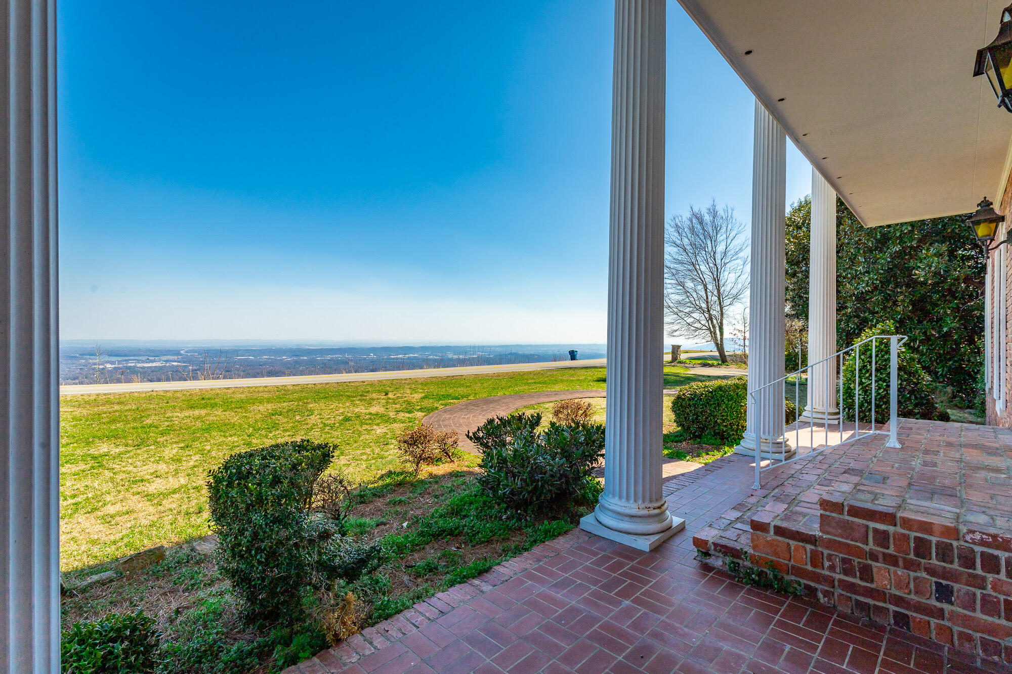 2500 East Brow Road Signal Mountain, TN 37377 - Photo 122 of 176 2500 East Brow Road HD-141