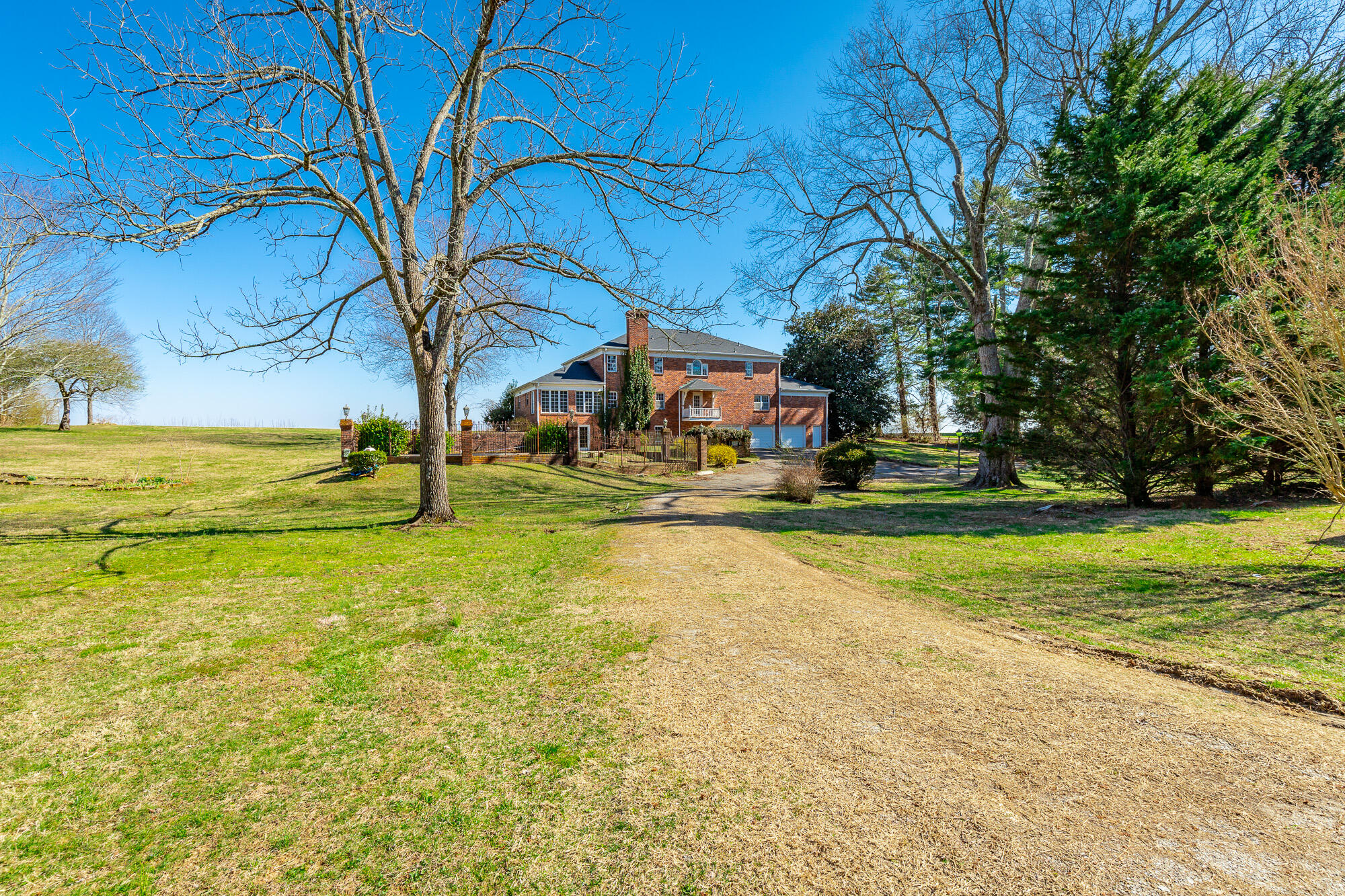 2500 East Brow Road Signal Mountain, TN 37377 - Photo 130 of 176 2500 East Brow Road HD-150