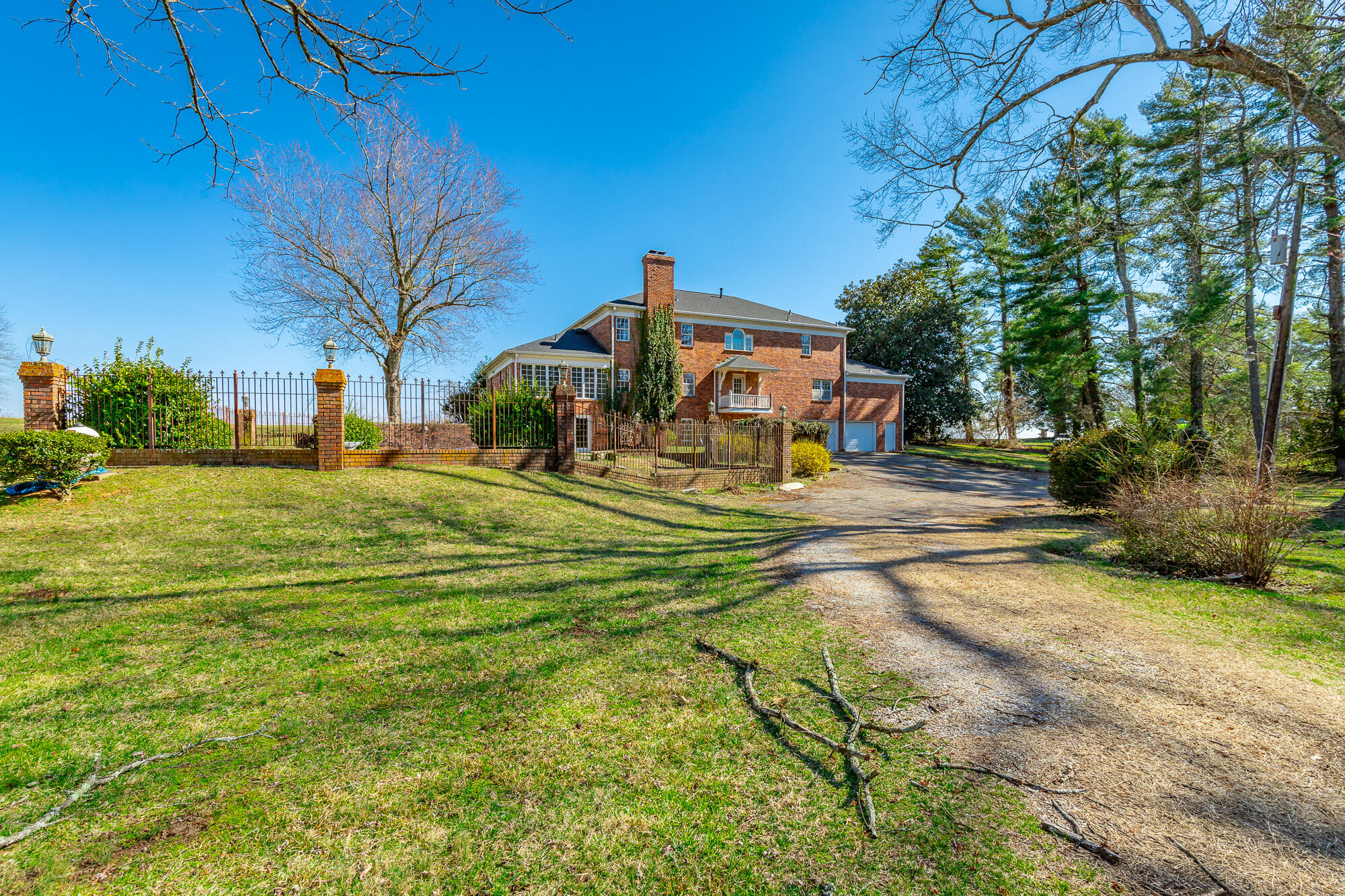 2500 East Brow Road Signal Mountain, TN 37377 - Photo 131 of 176 2500 East Brow Road HD-152