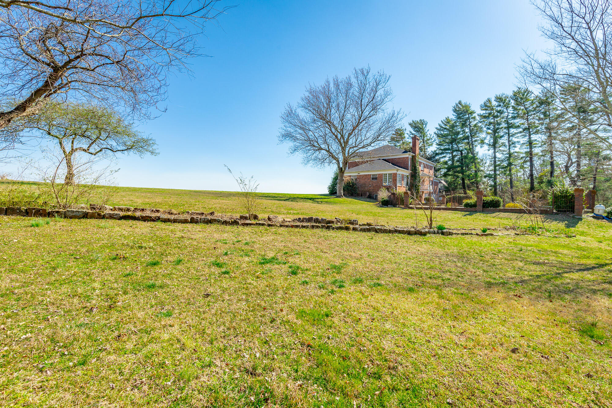 2500 East Brow Road Signal Mountain, TN 37377 - Photo 137 of 176 2500 East Brow Road HD-161