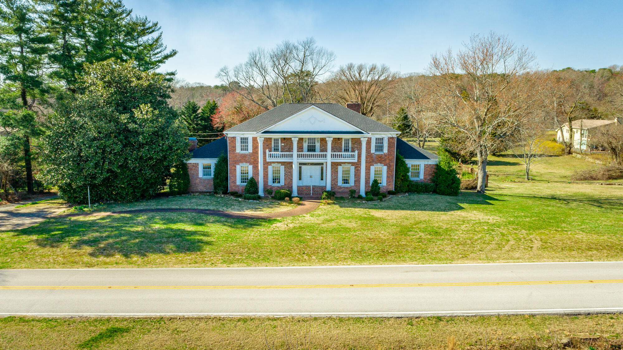2500 East Brow Road Signal Mountain, TN 37377 - Photo 174 of 176 2500 East Brow Road HD-213