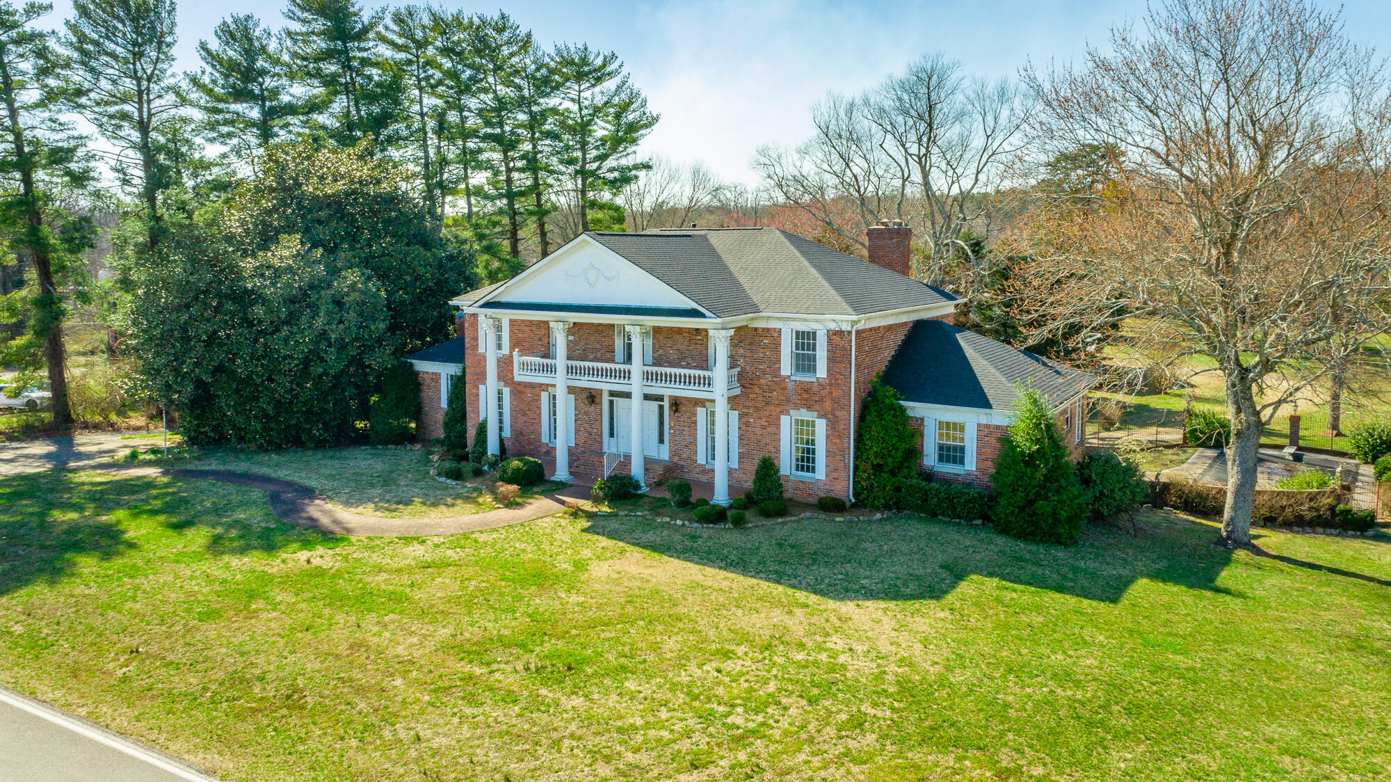 2500 East Brow Road Signal Mountain, TN 37377 - Photo 175 of 176 2500 East Brow Road HD-217