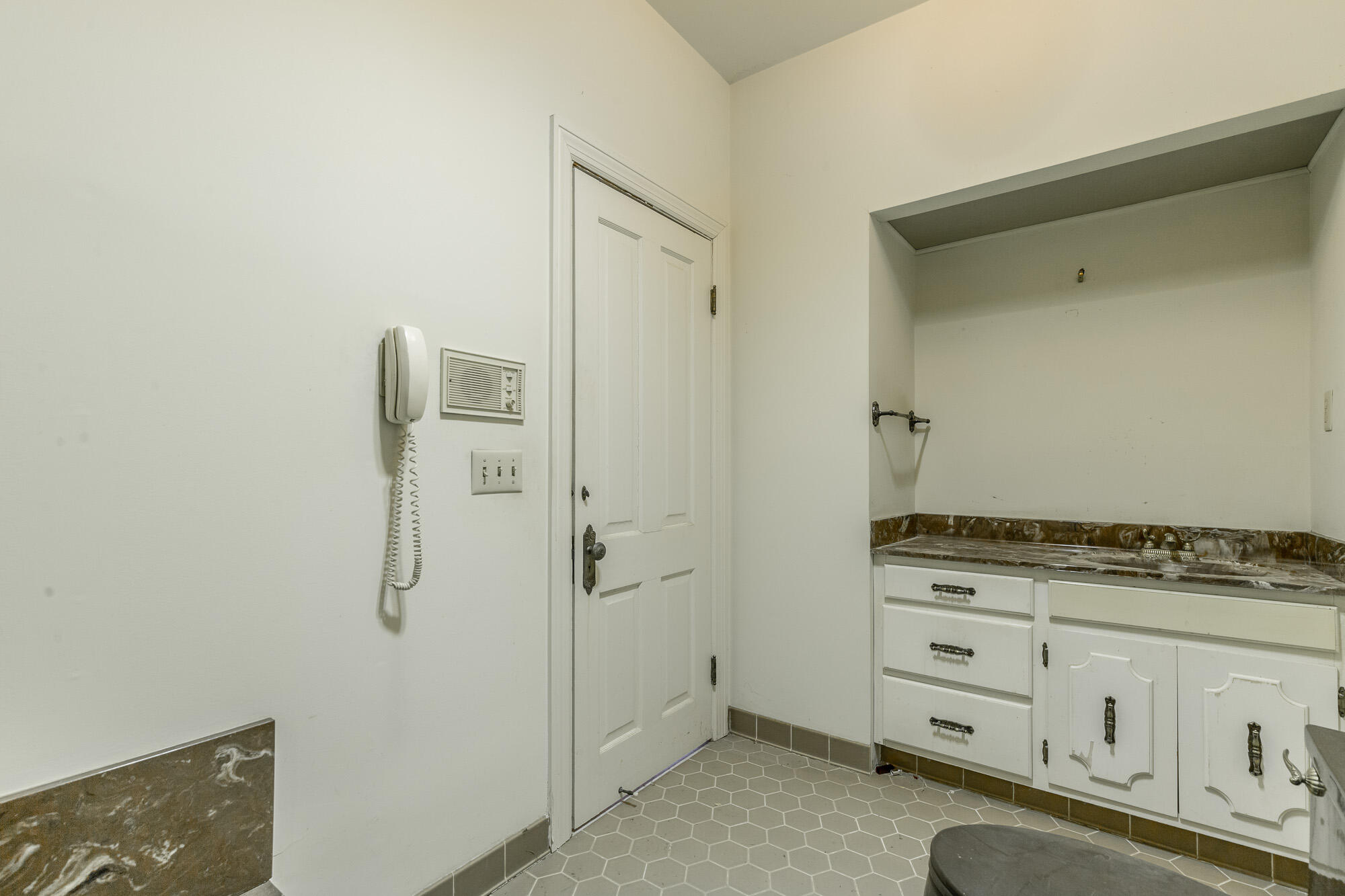 2500 East Brow Road Signal Mountain, TN 37377 - Photo 75 of 176 2500 East Brow Road HD-94