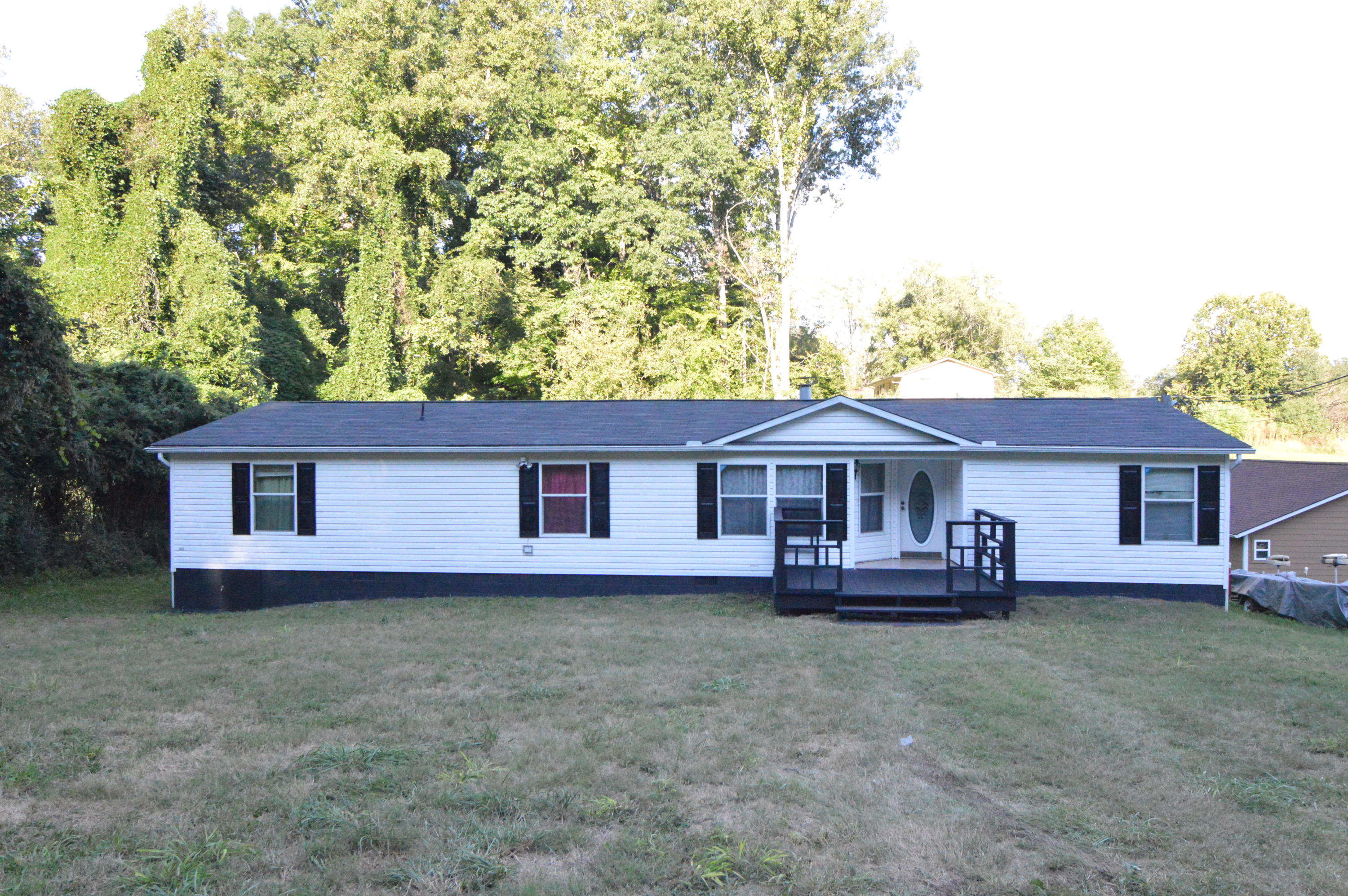 208 Northwest Bazel Road Harriman, TN 37748 - Photo 1 of 37 208 Bazel