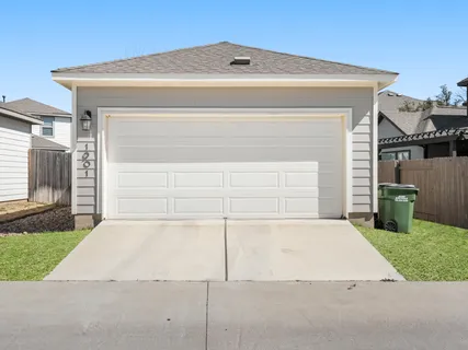 $285,000 | 1901 Artesian Spgs Crossing, Leander, TX 78641