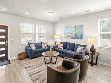 $285,000 | 1901 Artesian Spgs Crossing, Leander, TX 78641