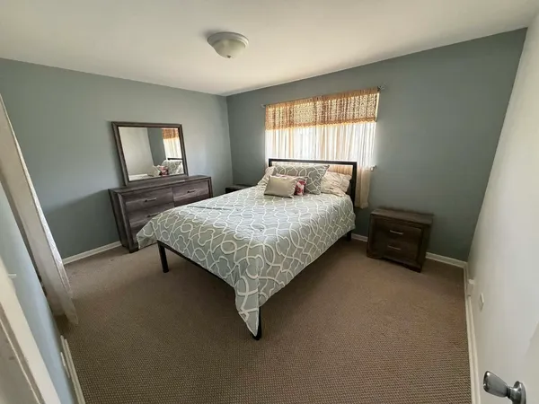 $238,000 | 813 Valley Stream Drive, Unit D, Wheeling, IL 60090