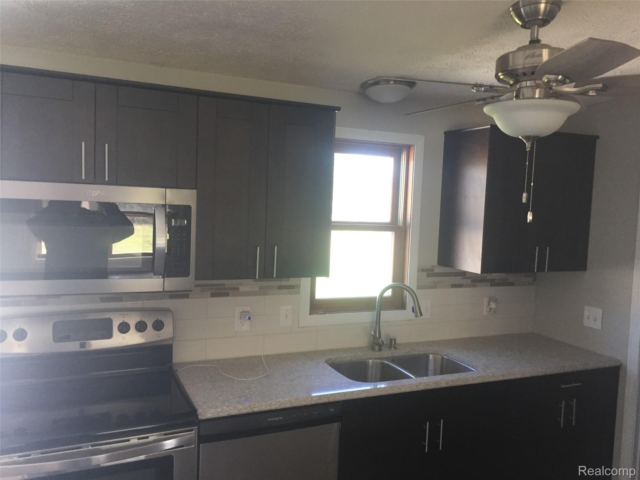 11180 Darling Road Milan, MI 48160 - Photo 21 of 25 DFA3CEED-ECC0-4D9A-B7C0-8844AD289304.jpeg