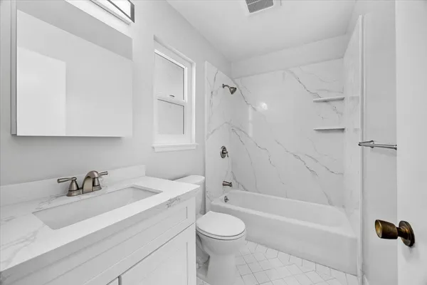 $2,750 | Undisclosed Address, Belmont, CA 94002