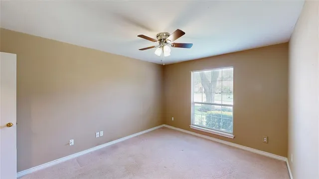$230,000 | 5401 Hollytree Drive, Unit 1002, Tyler, TX 75703
