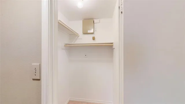 $230,000 | 5401 Hollytree Drive, Unit 1002, Tyler, TX 75703