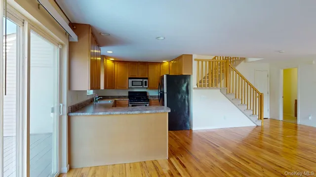 $455,000 | 241 Tamerisk Lane, New Windsor, NY 12553