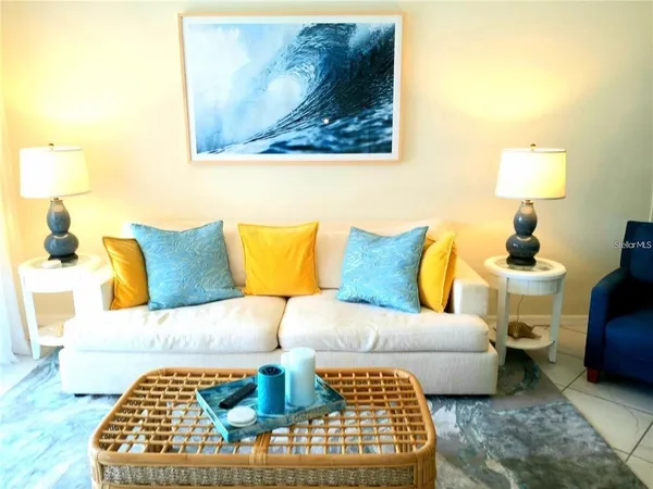 $2,400 | 4216 Central Sarasota Parkway, Unit 1325, Sarasota, FL 34238
