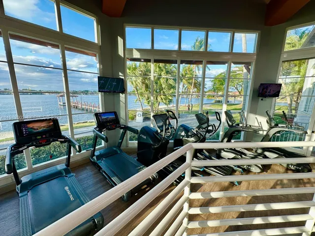 $599,000 | 10710 Northwest 66th Street, Unit 114, Doral, FL 33178