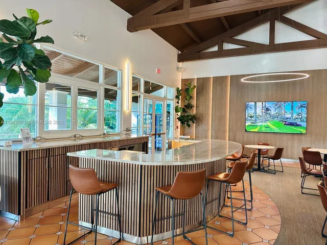 $599,000 | 10710 Northwest 66th Street, Unit 114, Doral, FL 33178