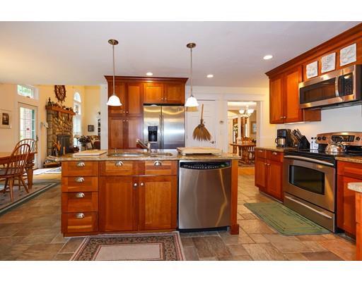 31 Overlook Road Wayland, MA 01778 - Photo 11 of 30 Gallery Image 11