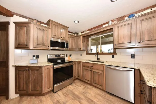 $619,900 | N1755 Sunset Lane, Auburn, WI 53010