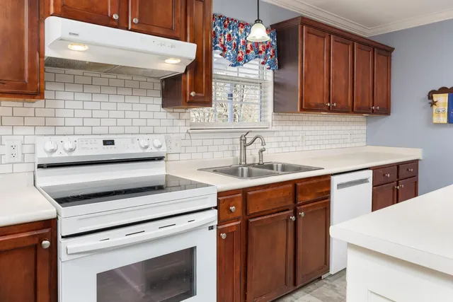 $460,000 | 1938 Southeast Hunt Road, Cleveland, TN 37323