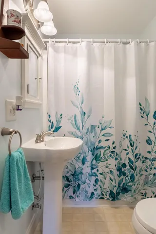 $460,000 | 1938 Southeast Hunt Road, Cleveland, TN 37323