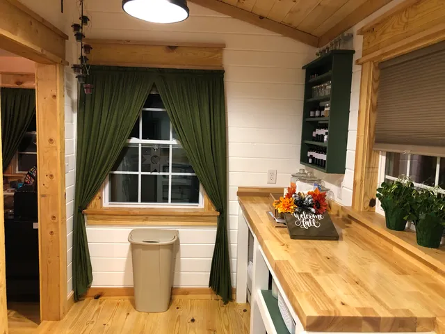 $460,000 | 1938 Southeast Hunt Road, Cleveland, TN 37323