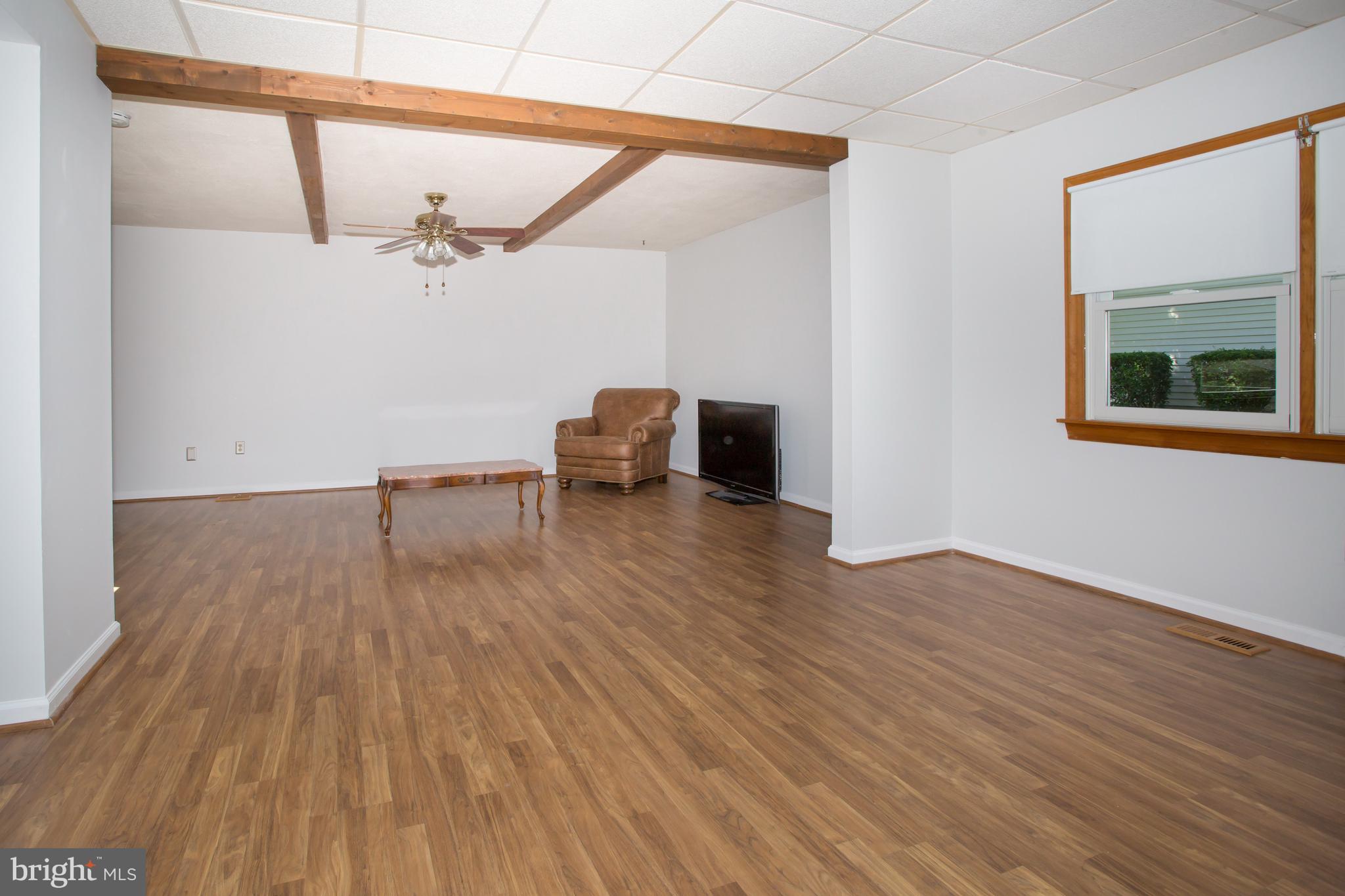 264 Rushes Drive Bear, DE 19701 - Photo 8 of 25 Dining & Family rooms