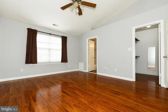 $2,350 | 6 Parkhill Place, Nottingham, MD 21236