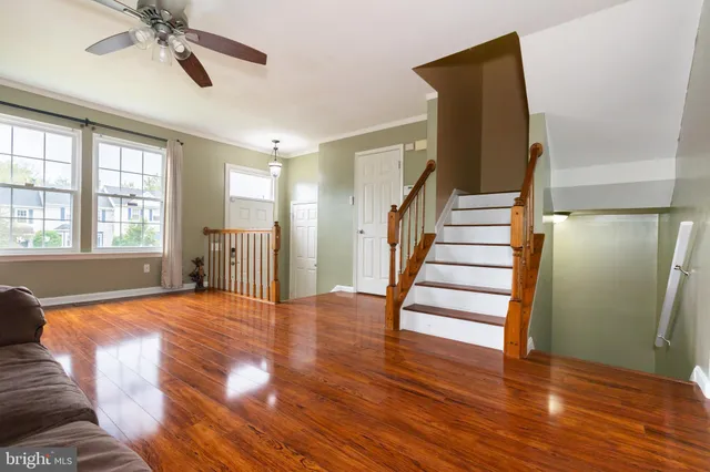 $2,350 | 6 Parkhill Place, Nottingham, MD 21236