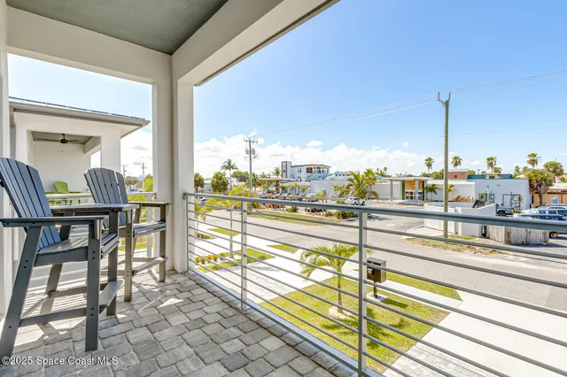 $4,700 | 219 6th Avenue, Indialantic, FL 32903