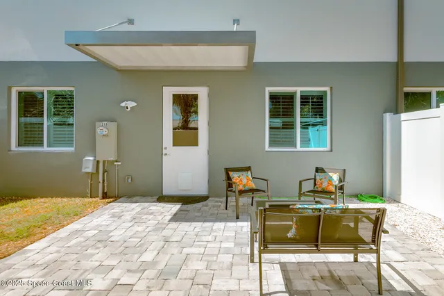 $4,700 | 219 6th Avenue, Indialantic, FL 32903