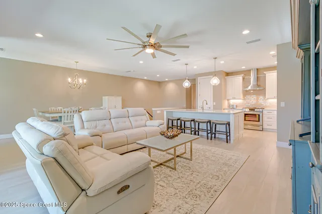 $4,700 | 219 6th Avenue, Indialantic, FL 32903