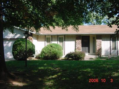1839 East Swallow Street Springfield, MO 65804 - Photo 1 of 1 Primary Photo