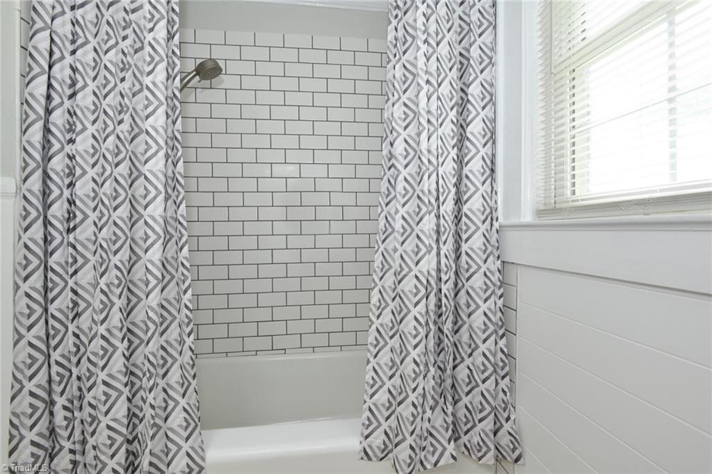 2932 Gwyn Road Elon, NC 27244 - Photo 17 of 42 Gallery Image 17