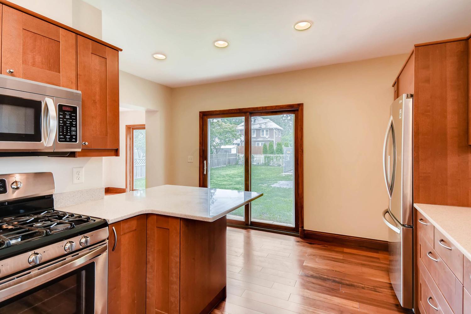 60 North Ardmore Road Columbus, OH 43209 - Photo 14 of 26