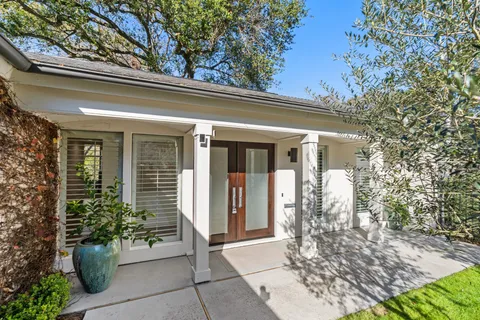 $1,350,000 | 7702 Woodway Drive, Houston, TX 77063