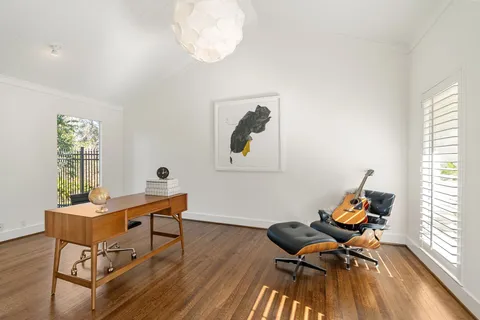 $1,350,000 | 7702 Woodway Drive, Houston, TX 77063