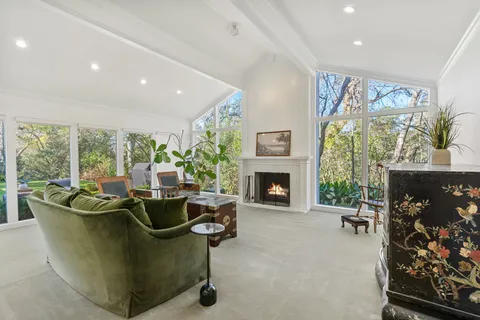 $1,350,000 | 7702 Woodway Drive, Houston, TX 77063