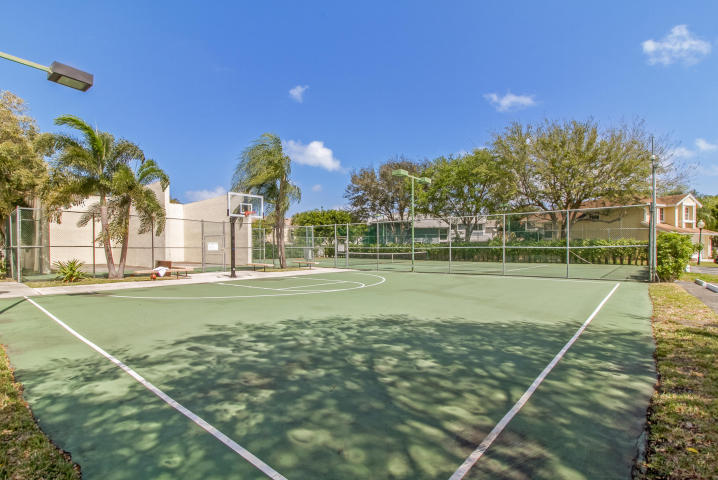 5047 Pointe Emerald Lane Boca Raton, FL 33431 - Photo 13 of 37 Fairfield At Boca Raton Tennis Courts