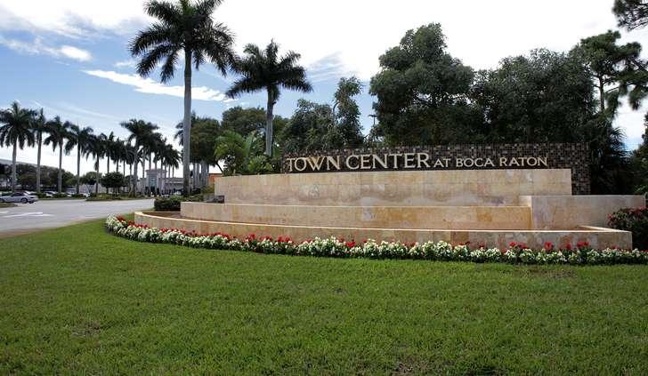 5047 Pointe Emerald Lane Boca Raton, FL 33431 - Photo 15 of 37 Town-Center-mall