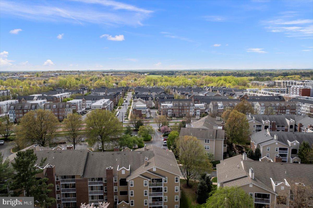 9701 Fields Road, Unit 1408 Gaithersburg, MD 20878 - Photo 18 of 29 a view of a city