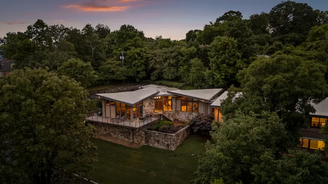 $1,399,900 | 702 South Crest Road, Chattanooga, TN 37404
