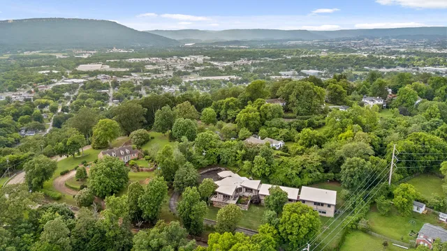 $1,399,900 | 702 South Crest Road, Chattanooga, TN 37404