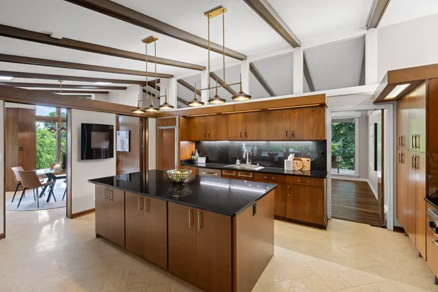 $1,399,900 | 702 South Crest Road, Chattanooga, TN 37404